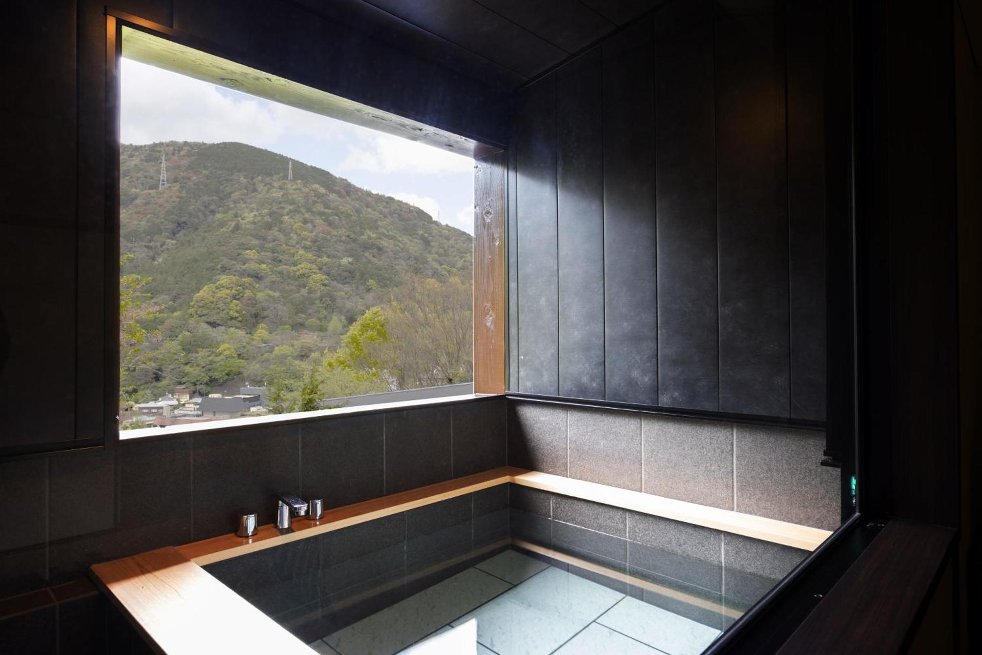 Hatago Kintoen Ryokan 3*